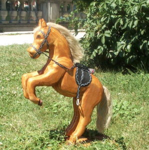 Un cheval